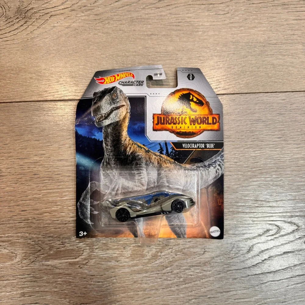 Hot Wheels Jurassic World Dominion Velociraptor‎ Blue Character Car